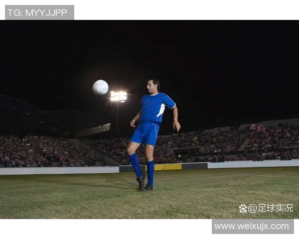日本足球明星精彩踢球视频集锦展现球场魅力与技巧的瞬间